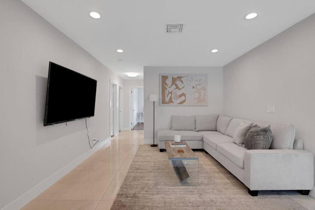 Casa vacanze Pool With Gameroom & Concierge Hollywood