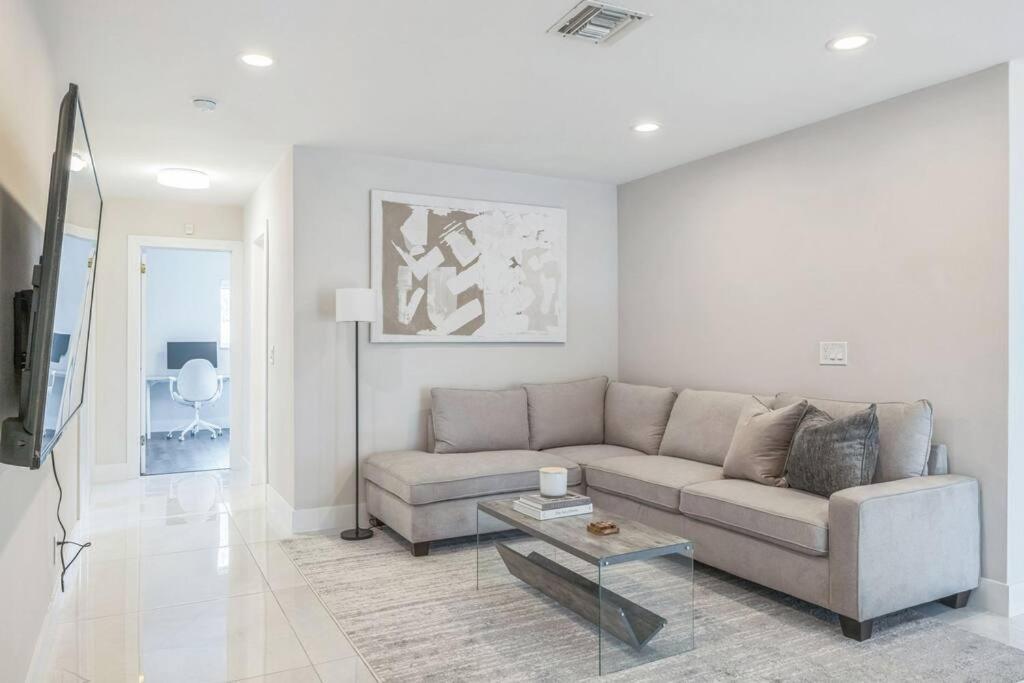 Pool With Gameroom & Concierge Casa vacanze Hollywood